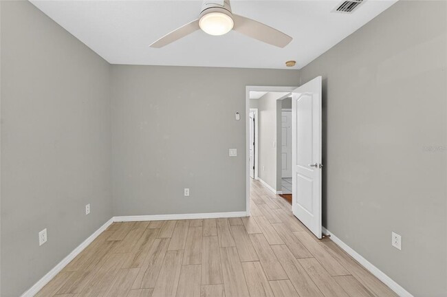 Building Photo - 11305 Symmes Lake Dr