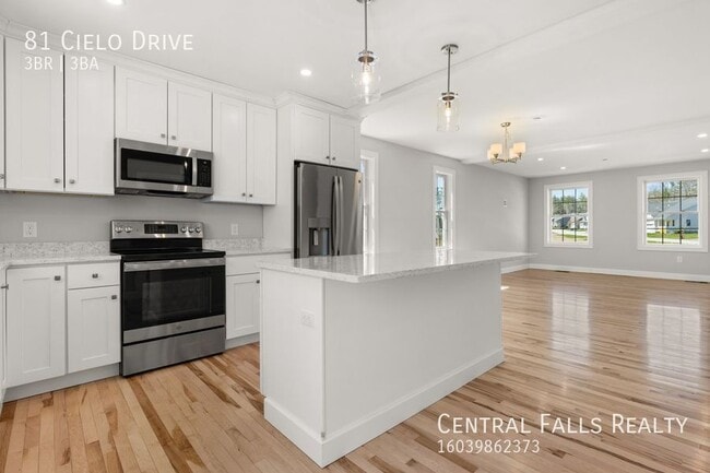 Building Photo - 81 Cielo Dr