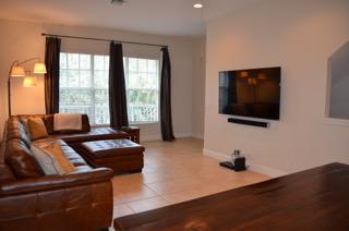 Building Photo - 5021 Vine Cliff Way W