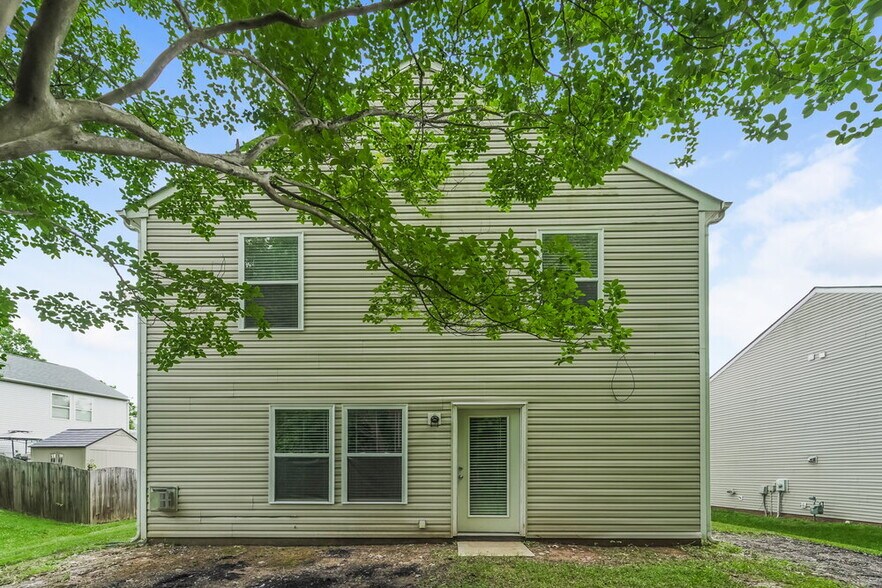 Building Photo - 1231 Willow Bridge Ct