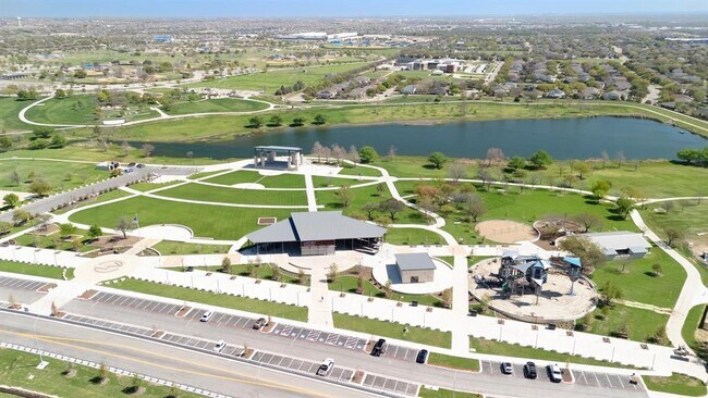 Building Photo - 1306 Lou Gehrig Ln