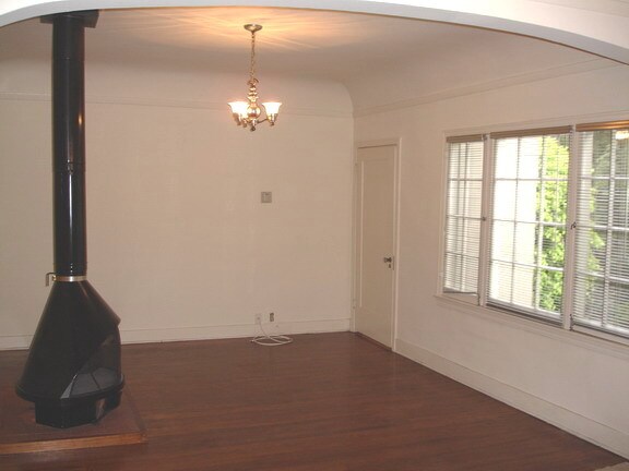 living - 2151 Beachwood Terrace