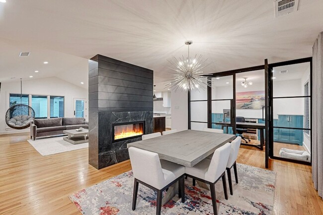 Building Photo - 4423 Springside Ln