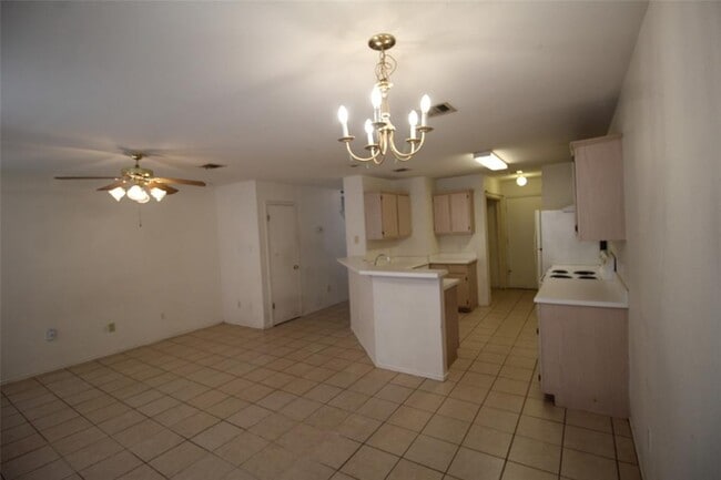 Building Photo - 9702 Nightjar Dr