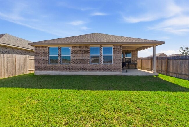 Building Photo - 17800 Fairbridge Ln