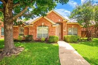 Building Photo - 2705 Grand Canyon Ct