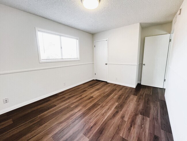 Building Photo - Turnkey 3-Bedroom Home with Modern Upgrade...