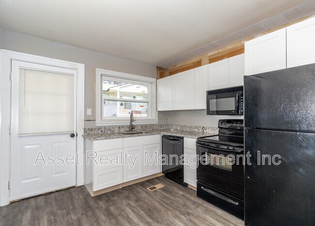 Building Photo - 4802 Inskip Rd