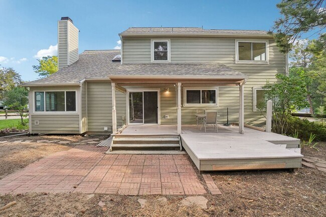 Building Photo - 9 month lease 5 bed 3.5 bath Castle Pines ...