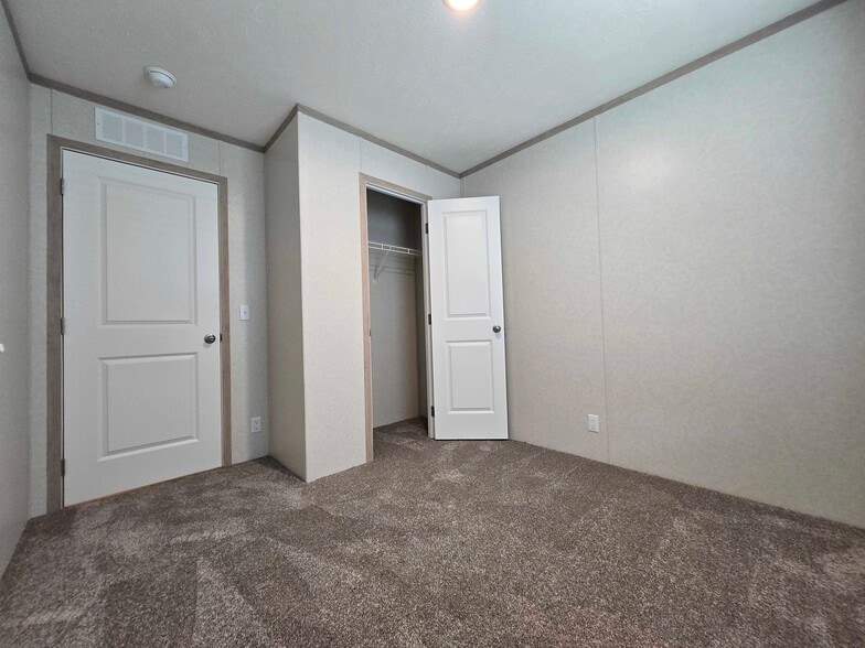 Building Photo - 52885 Van Buren Ct
