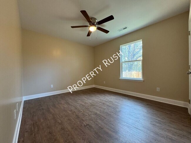 Building Photo - 8430 Springfield Rd