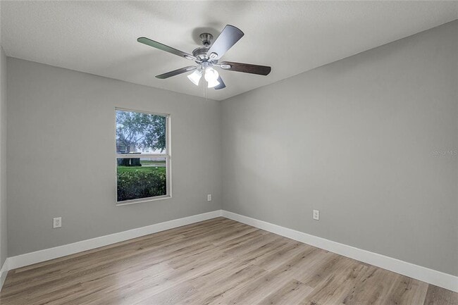 Building Photo - 13550 Laranja St