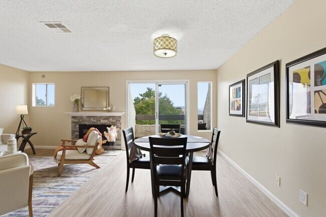 Building Photo - 3550 Carter Dr