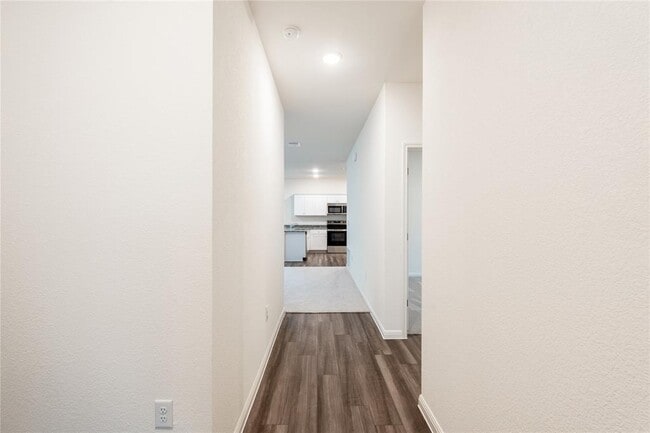 Building Photo - 144 Mullen Wy