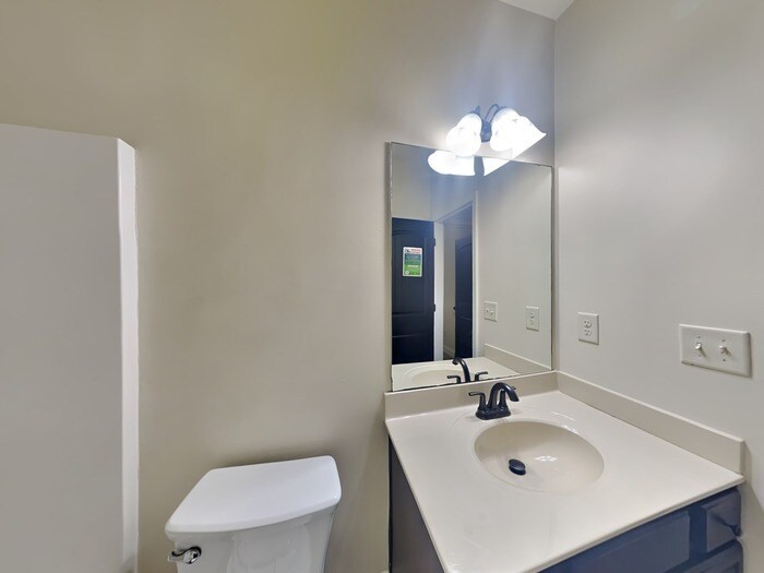 Building Photo - 180 Kubol Dr