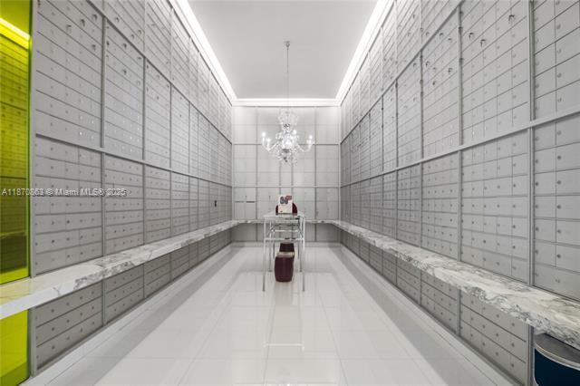 Building Photo - 495 Brickell Ave