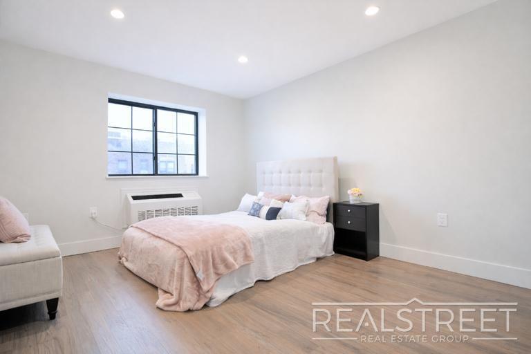 Building Photo - NEW 2 BR in Prospect Lefferts Gardens!