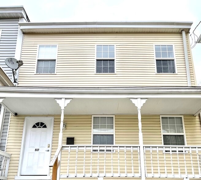 Front of the house - 517 Mosby St