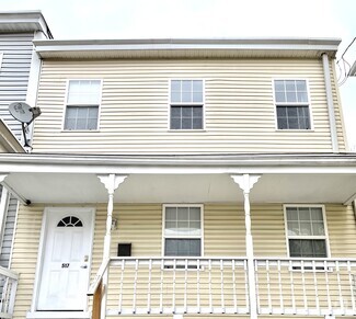Building Photo - 517 Mosby St