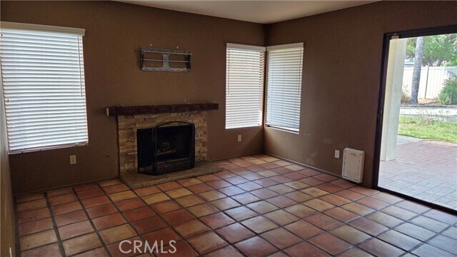 Building Photo - 25568 Blackthorne Dr