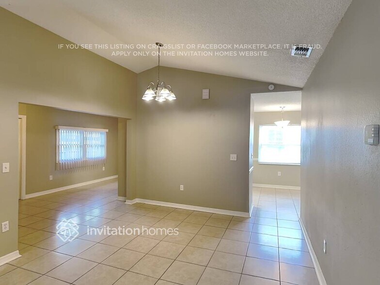 Building Photo - 2563 W Scarlet Oak Ct