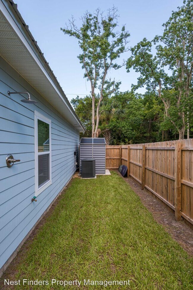 Building Photo - 2 br, 2 bath House - 461 Herbert Street