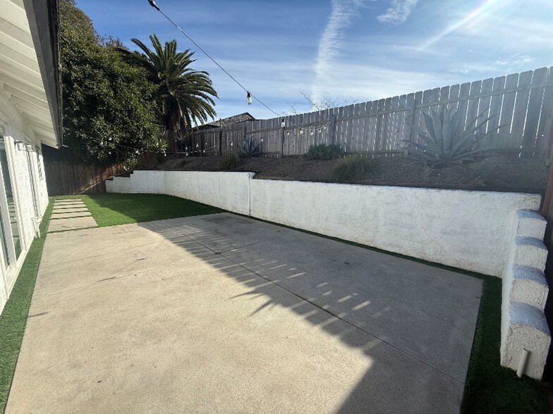 Building Photo - 1218 Gatling Ct