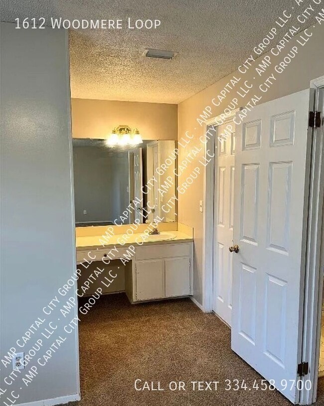 Building Photo - 1612 Woodmere Loop