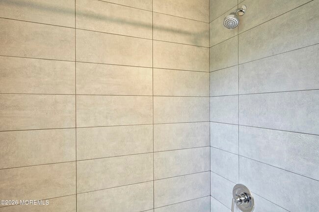 Building Photo - 28 Colfax St