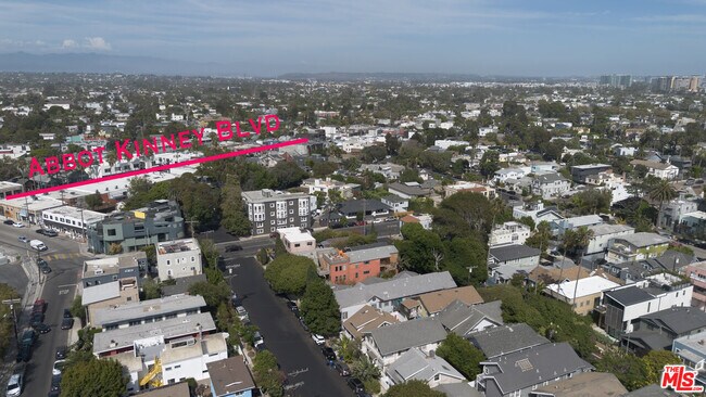 Building Photo - 229 San Juan Ave