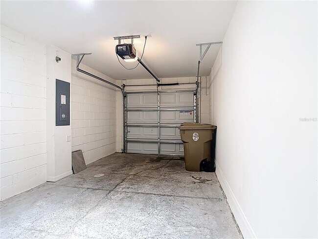 Building Photo - 6632 Druid Wy
