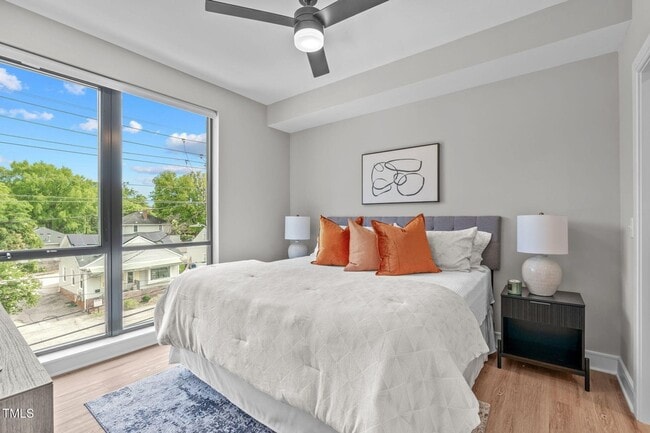 Building Photo - Newly Remodeled 2BD, 2BA Downtown Raleigh ...