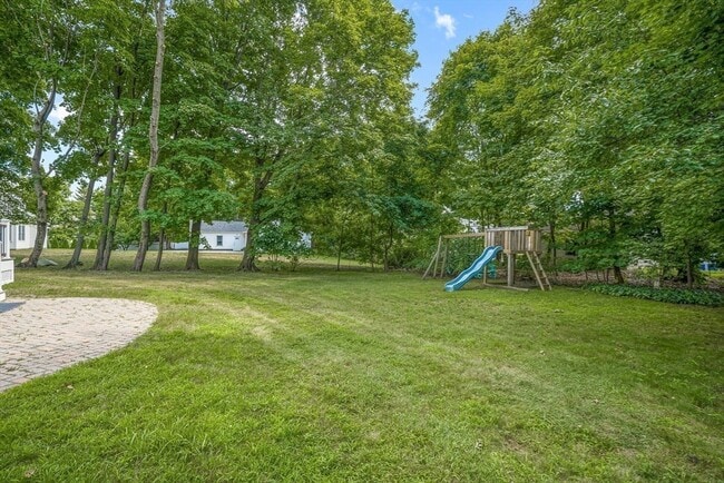 Building Photo - 20 Donizetti St