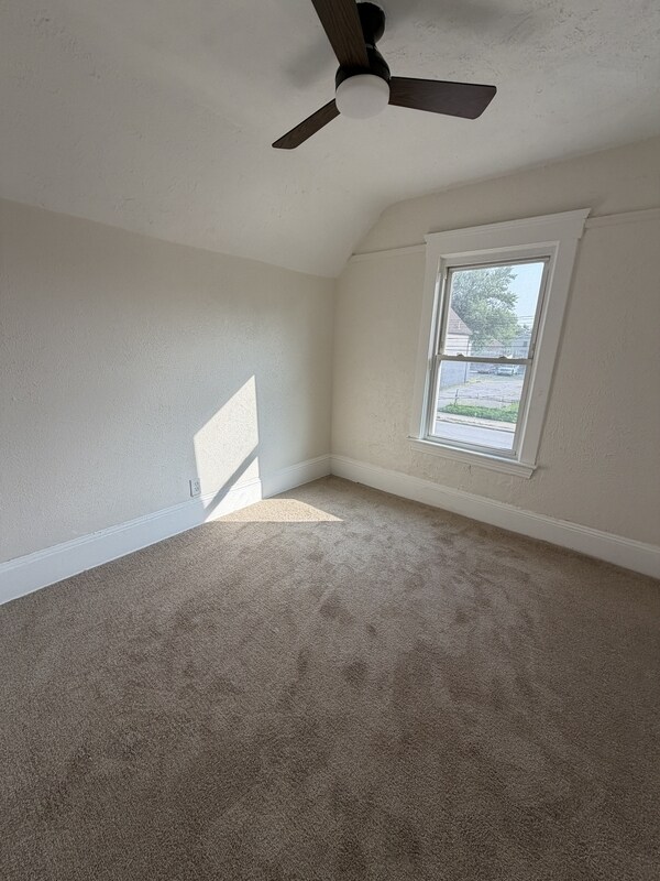 Building Photo - 3569 Independence Rd