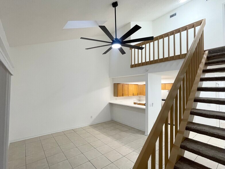 Building Photo - 2759 Hunt Club Ln