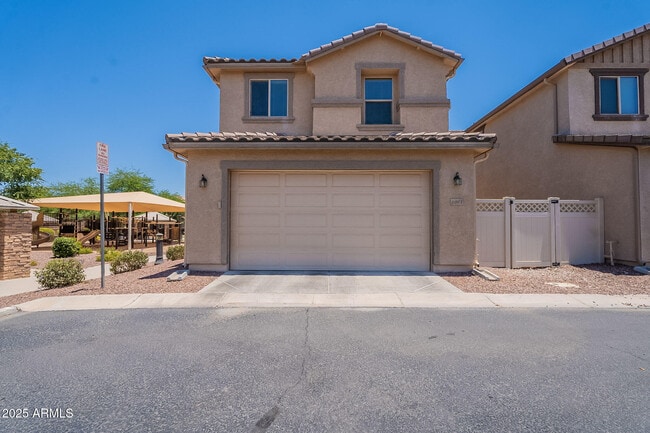 Building Photo - 1061 S Hawk Ln