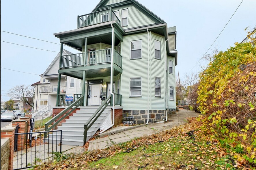 Primary Photo - 15 Greenwood St