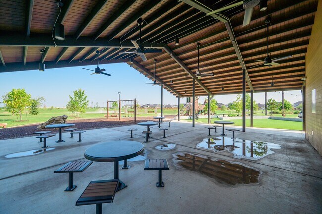 Building Photo - 7314 Bristlegrass Colony Ct