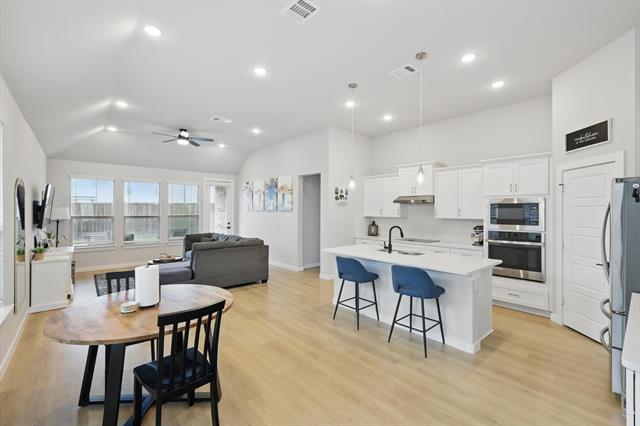 Building Photo - 1104 Silverthorne Trl