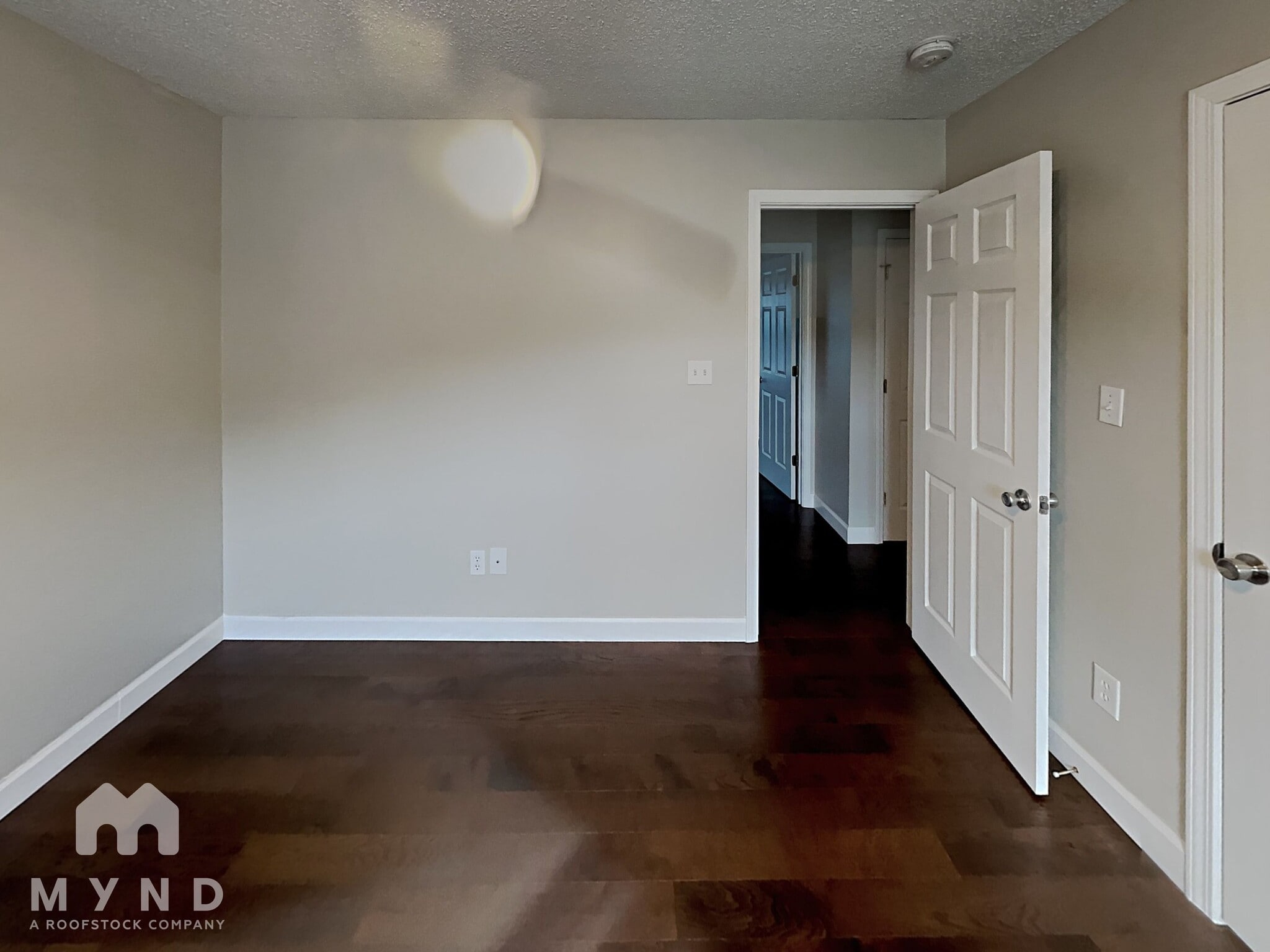 Building Photo - 608 Helms Dr