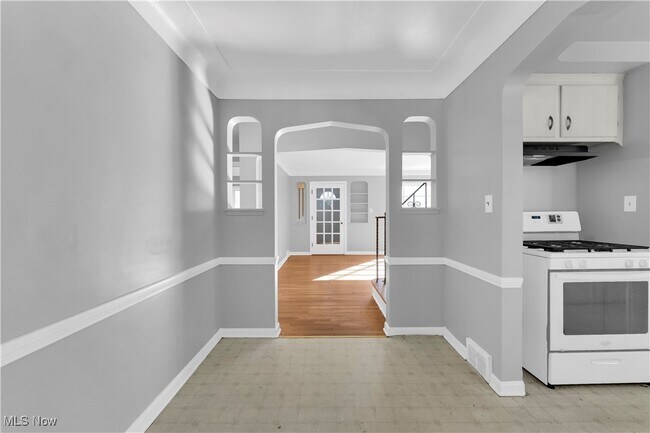 Building Photo - 4061 Verona Rd