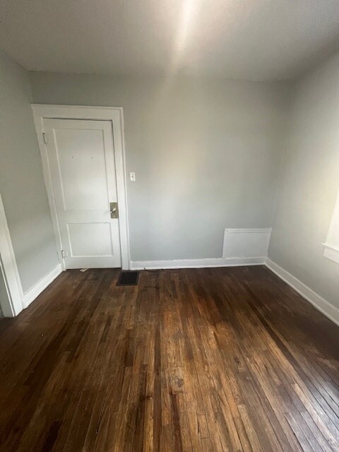 Bedroom #1 - 1212 W Carson St