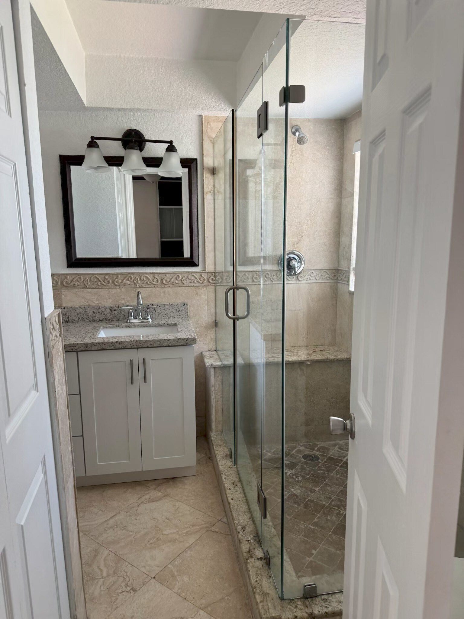 Shower - Bathroom - 7803 SW 88th St