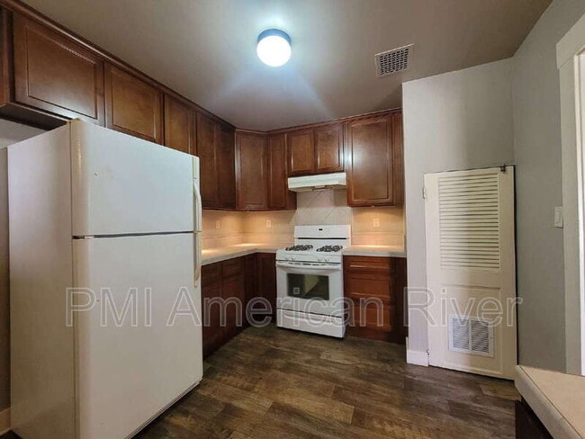 Building Photo - 1928 El Monte Ave