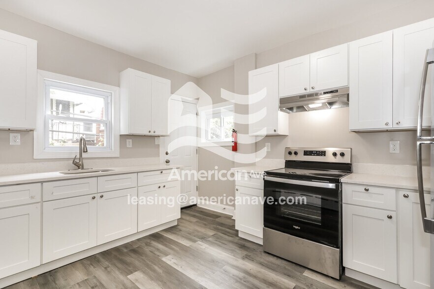 Building Photo - 1747 Scattergood St