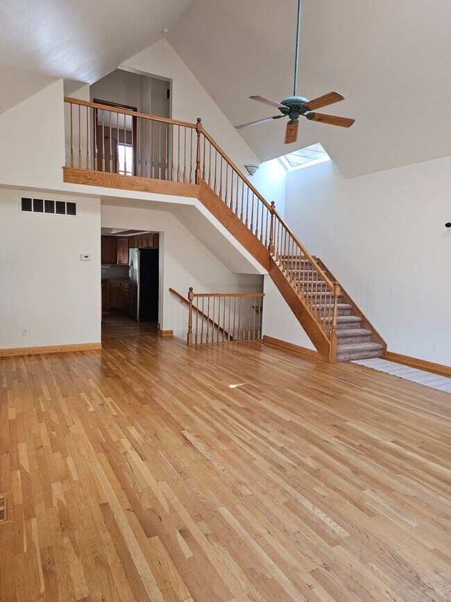 Building Photo - Incredible Hauser Lake Waterfront Home for...