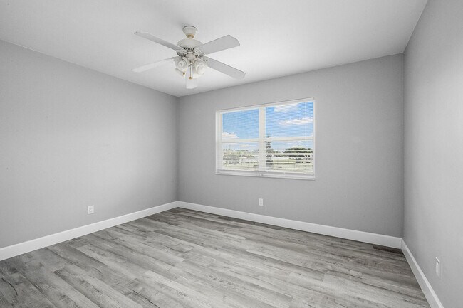 Building Photo - 2186 Jimmy Buffett Mem Hwy