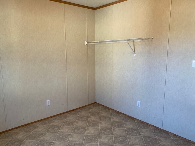 Building Photo - 3 Bedrooms, 2 Bathrooms in Pequot Terrace Trailer Park, Pequot Lakes, MN Lot B27