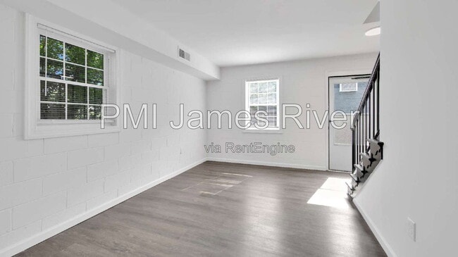 Building Photo - 503 N 30th St