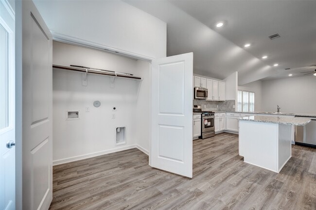 Building Photo - 24338 Gold Cheyenne Wy